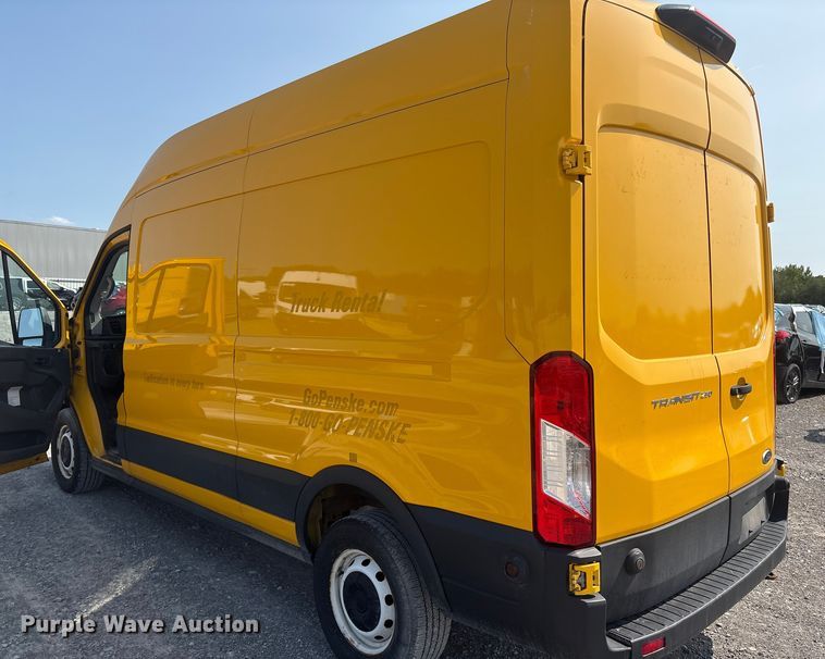 image for item YA0619 2020 Ford Transit 250 van
