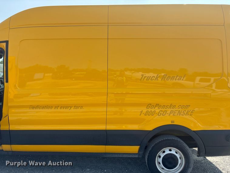 image for item YA0619 2020 Ford Transit 250 van