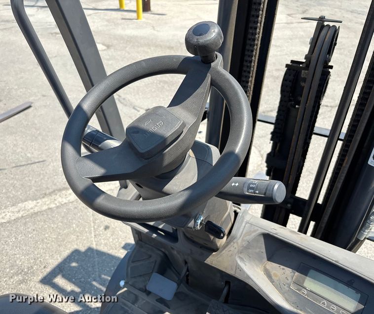 image for item YA0737 Crown CGC20SC-9 forklift