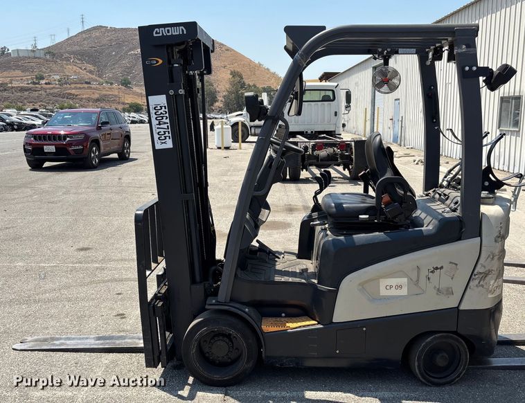 image for item YA0739 Crown CGC20SC-9 forklift