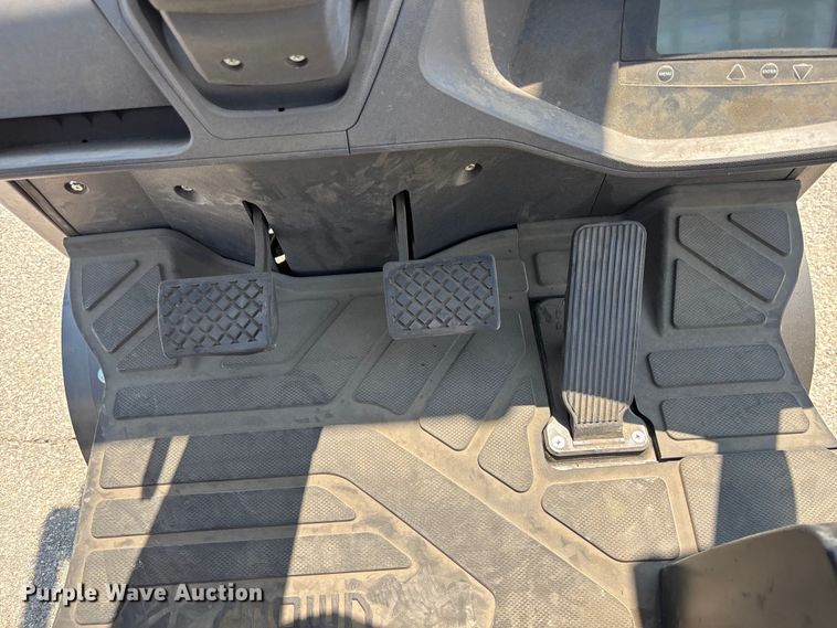 image for item YA0739 Crown CGC20SC-9 forklift