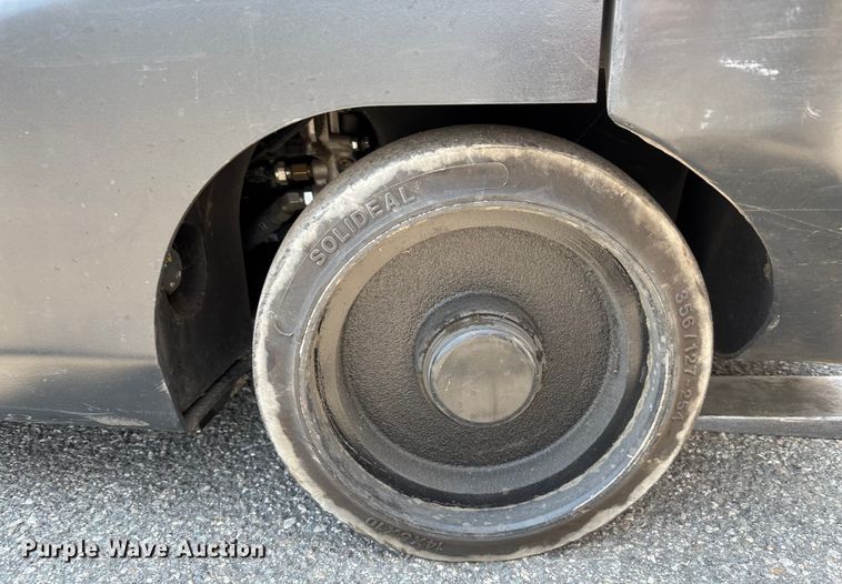 image for item YA0739 Crown CGC20SC-9 forklift