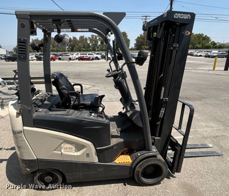 image for item YA0740 Crown CGC20SC-9 forklift