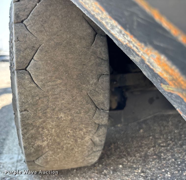 image for item YA0740 Crown CGC20SC-9 forklift