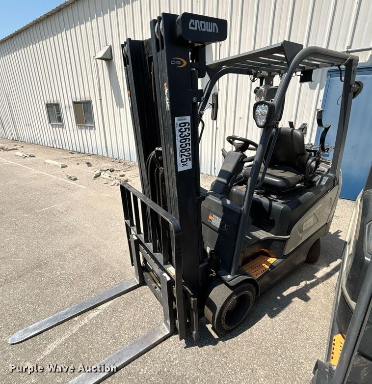 image for item YA0741 Crown CGC20SC-9 forklift