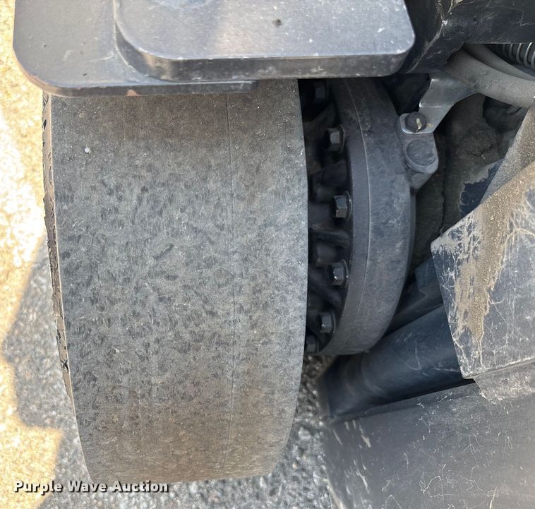 image for item YA0741 Crown CGC20SC-9 forklift