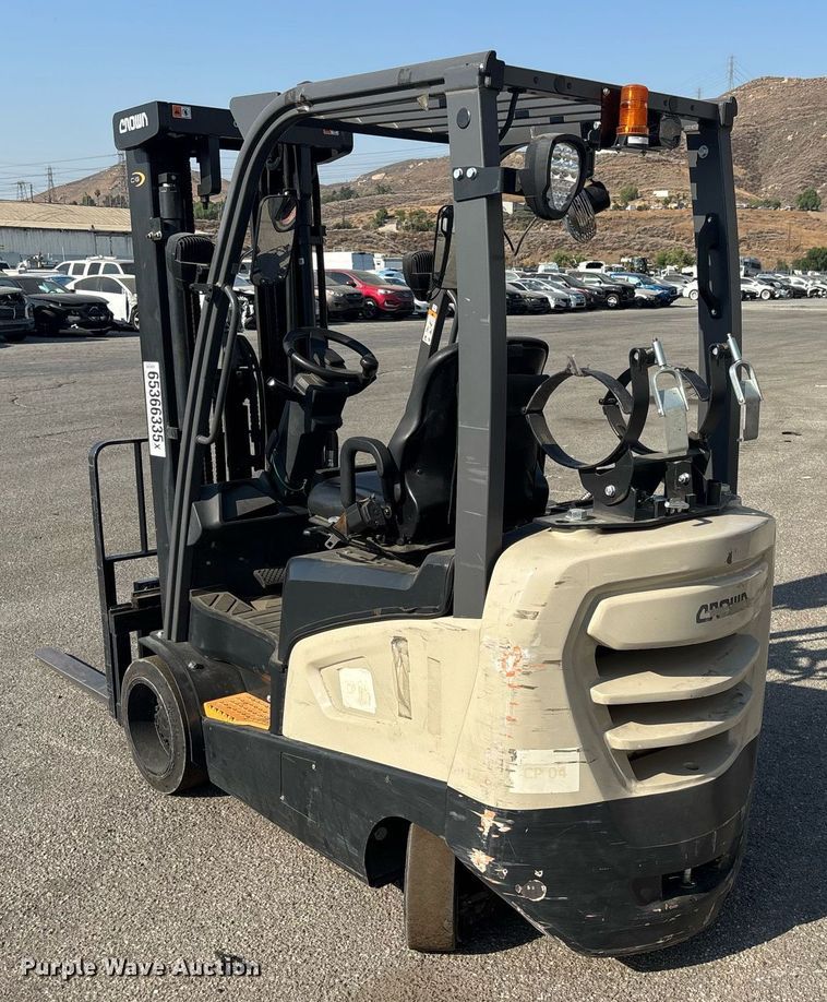 image for item YA0742 Crown CG020SC-9 forklift