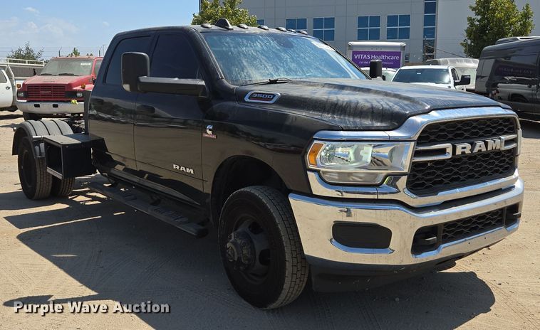 image for item YA0780 2022 RAM 3500 pickup truck cab and chassis