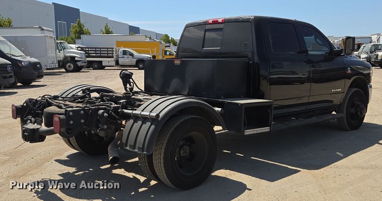 image for item YA0780 2022 RAM 3500 pickup truck cab and chassis