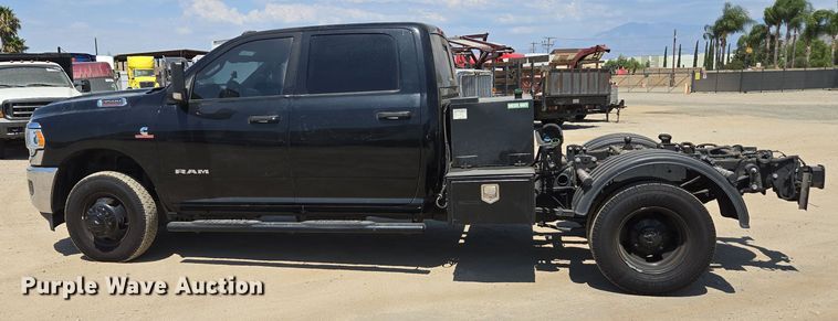 image for item YA0780 2022 RAM 3500 pickup truck cab and chassis