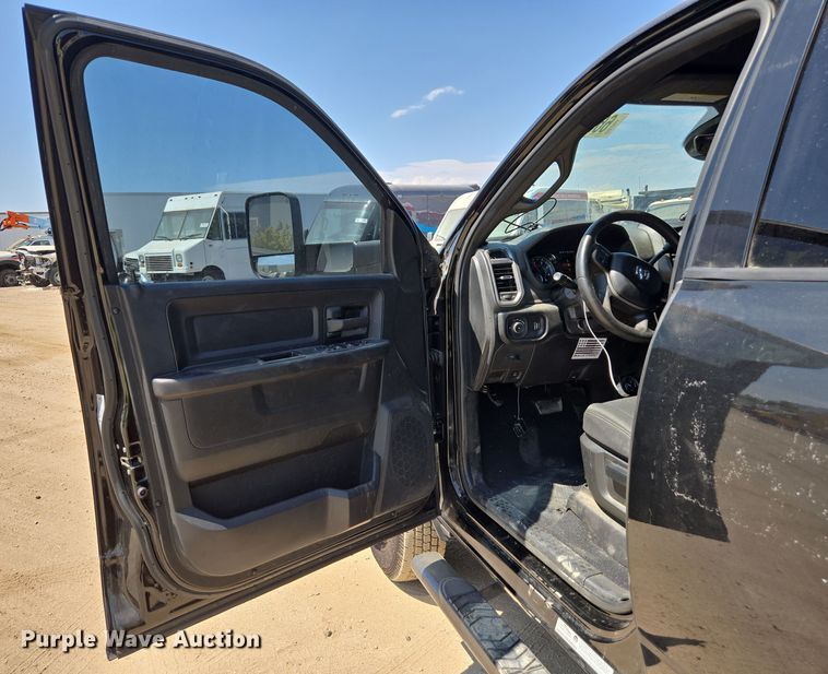 image for item YA0780 2022 RAM 3500 pickup truck cab and chassis