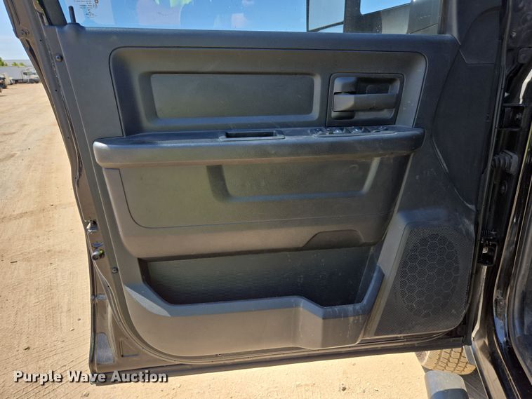 image for item YA0780 2022 RAM 3500 pickup truck cab and chassis