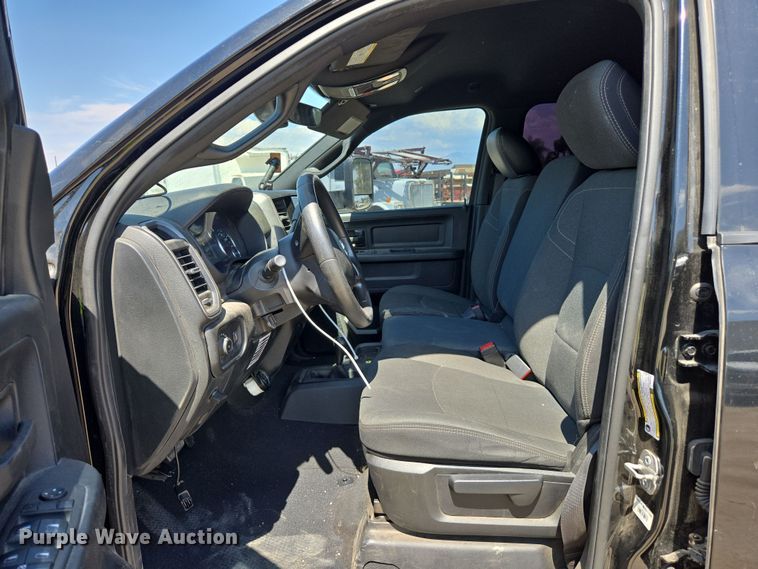 image for item YA0780 2022 RAM 3500 pickup truck cab and chassis