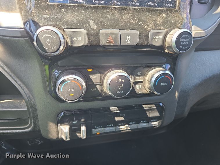 image for item YA0780 2022 RAM 3500 pickup truck cab and chassis