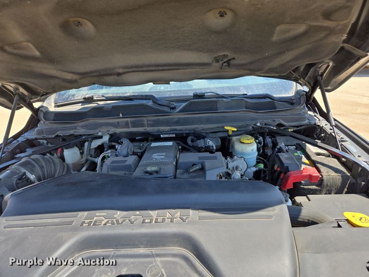 image for item YA0780 2022 RAM 3500 pickup truck cab and chassis