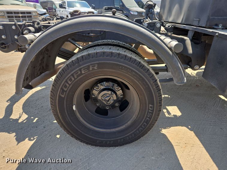 image for item YA0780 2022 RAM 3500 pickup truck cab and chassis