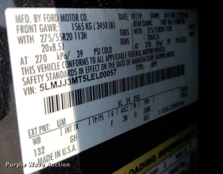 image for item YA0871 2020 Lincoln  Navigator L SUV