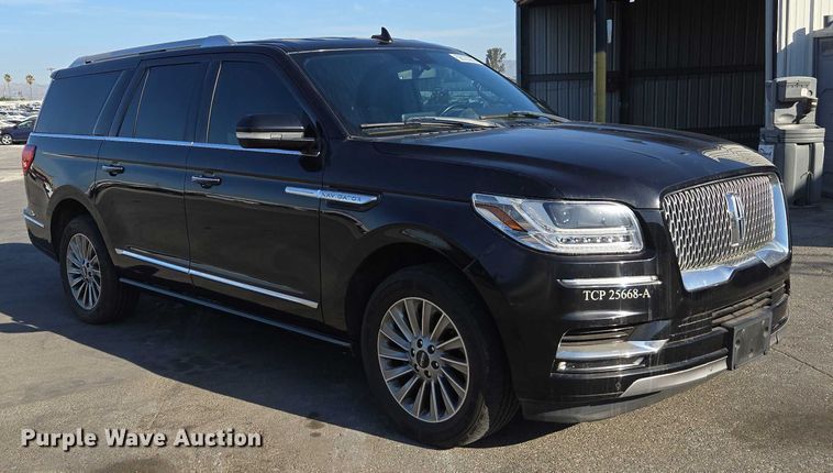 image for item YA0871 2020 Lincoln  Navigator L SUV