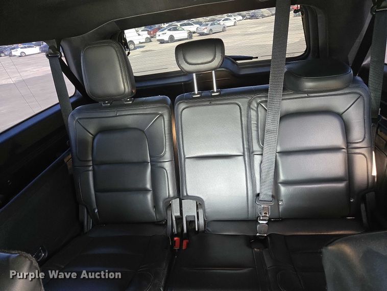 image for item YA0871 2020 Lincoln  Navigator L SUV