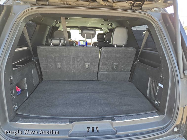 image for item YA0871 2020 Lincoln  Navigator L SUV