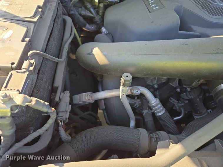 image for item YA0871 2020 Lincoln  Navigator L SUV