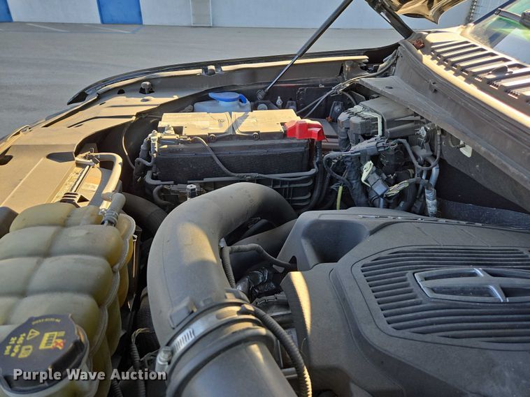 image for item YA0871 2020 Lincoln  Navigator L SUV