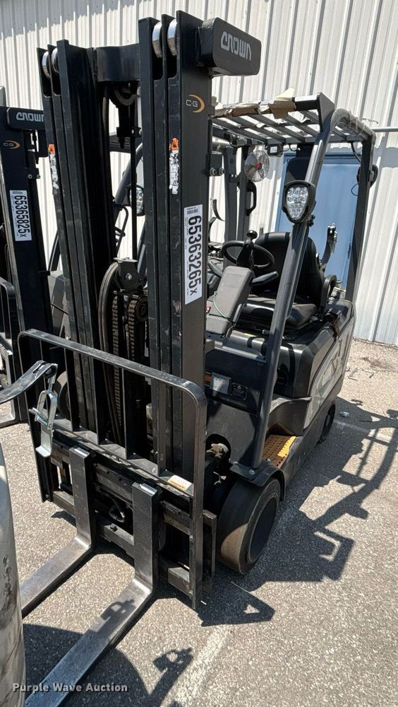 image for item YA0945 Crown CGC20SC-9 forklift