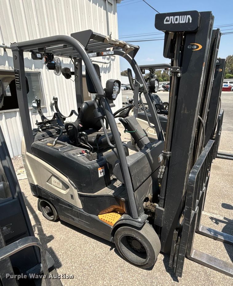 image for item YA0945 Crown CGC20SC-9 forklift