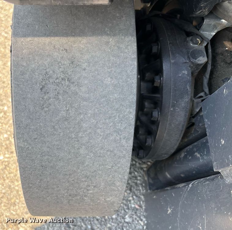 image for item YA0945 Crown CGC20SC-9 forklift