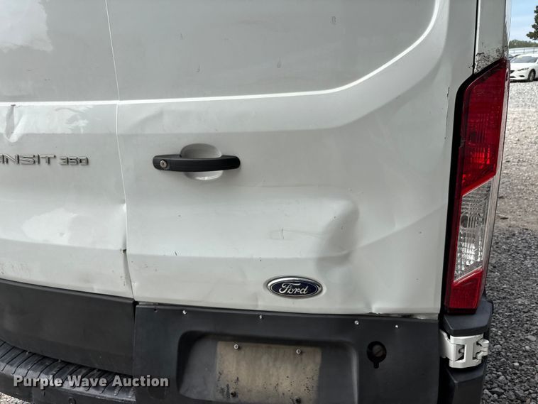 image for item YA0946 2020 Ford Transit 350 van