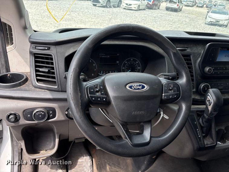 image for item YA0946 2020 Ford Transit 350 van