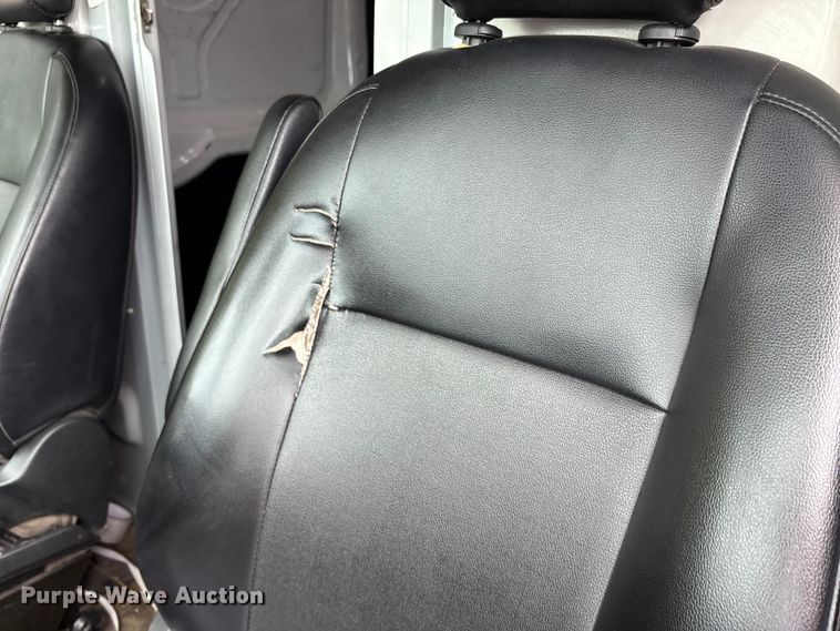 image for item YA0946 2020 Ford Transit 350 van