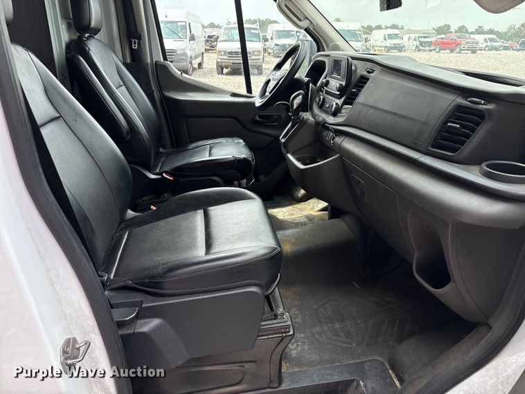 image for item YA0946 2020 Ford Transit 350 van