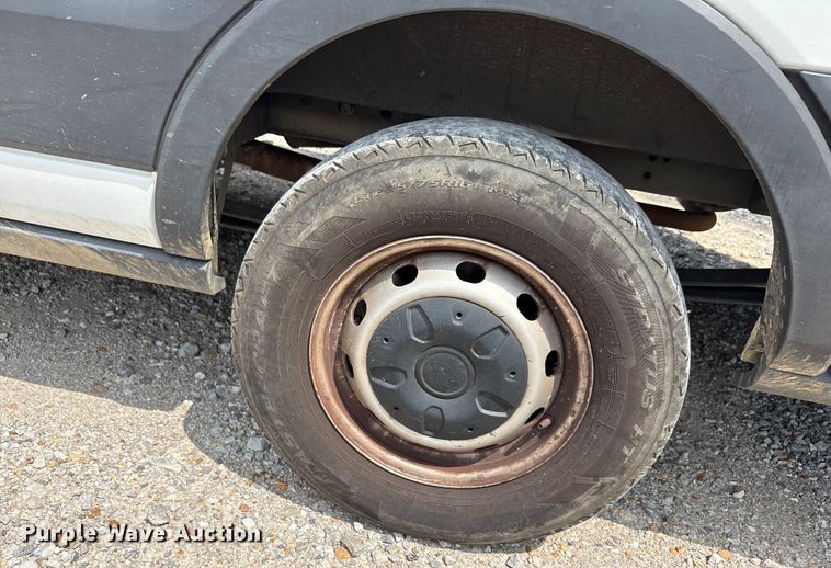 image for item YA0946 2020 Ford Transit 350 van