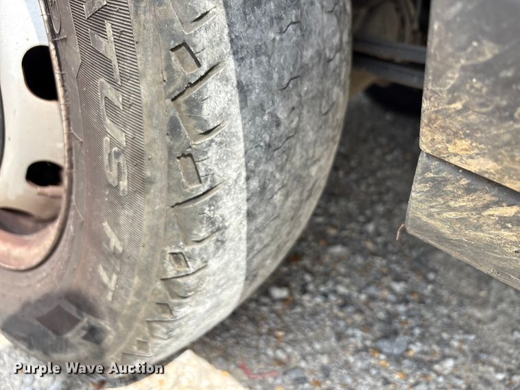 image for item YA0946 2020 Ford Transit 350 van