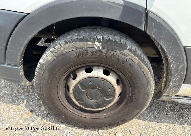 image for item YA0946 2020 Ford Transit 350 van