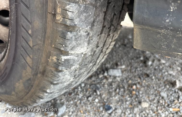 image for item YA0946 2020 Ford Transit 350 van