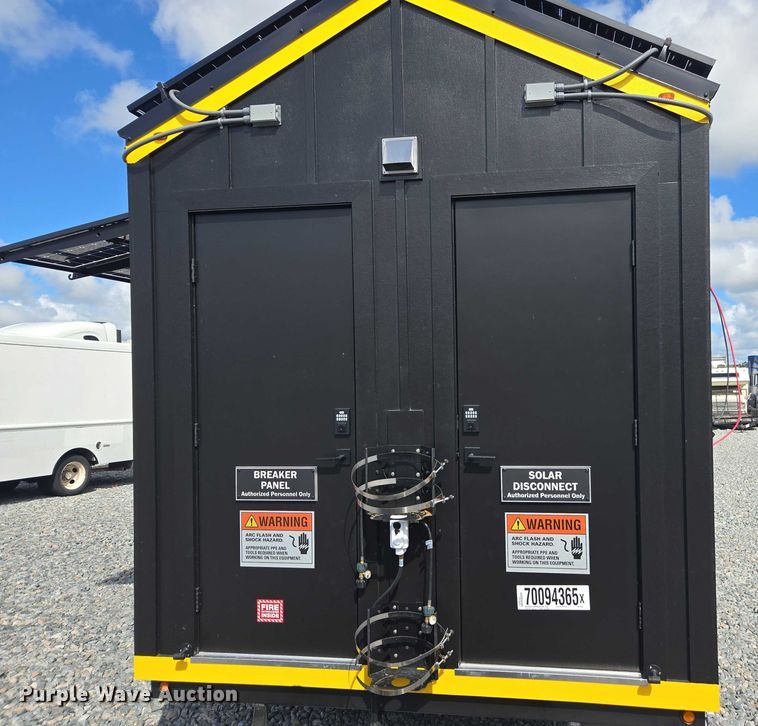 image for item YA1094 2025 Movable Roots mobile office