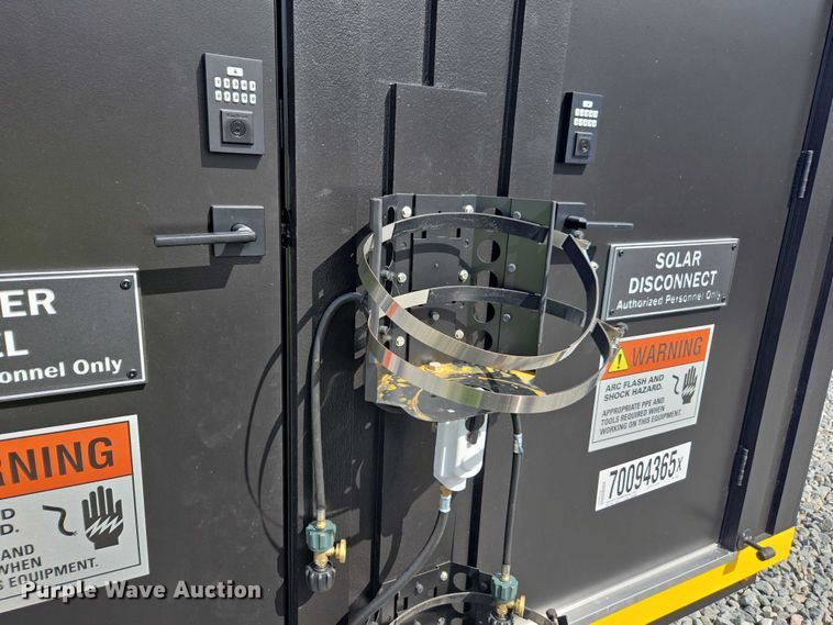 image for item YA1094 2025 Movable Roots mobile office