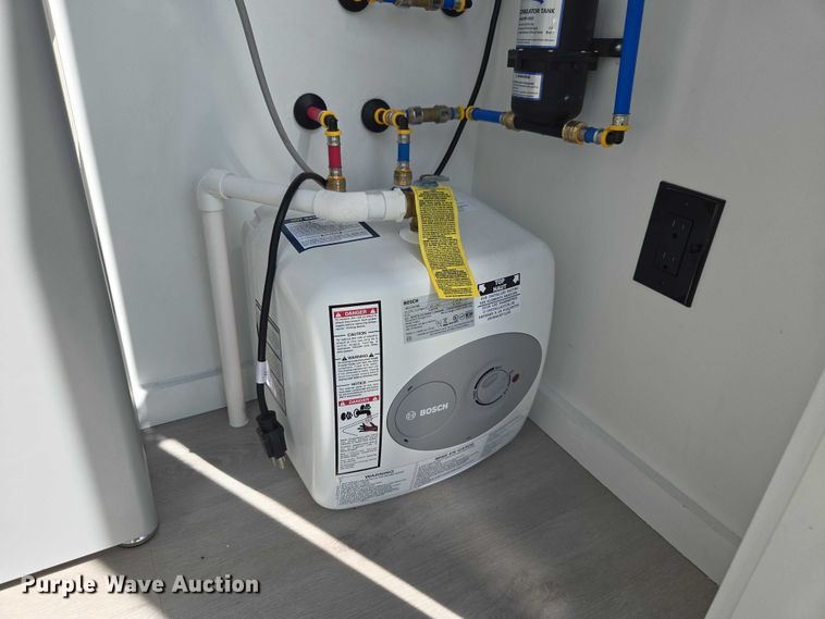 image for item YA1094 2025 Movable Roots mobile office