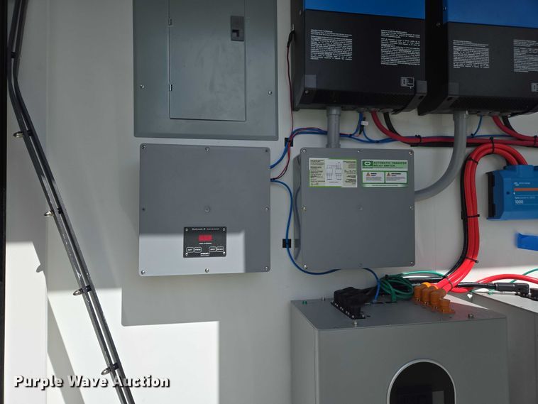 image for item YA1094 2025 Movable Roots mobile office