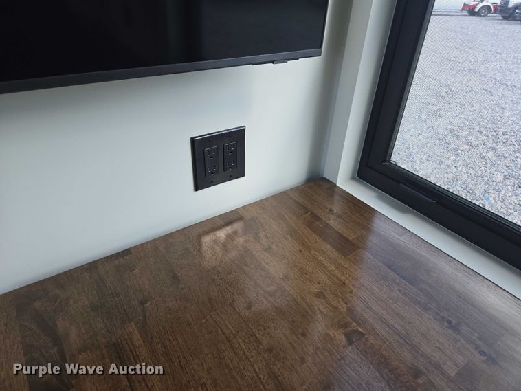 image for item YA1094 2025 Movable Roots mobile office