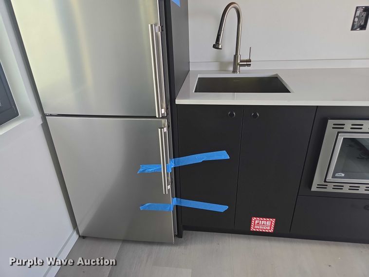 image for item YA1094 2025 Movable Roots mobile office