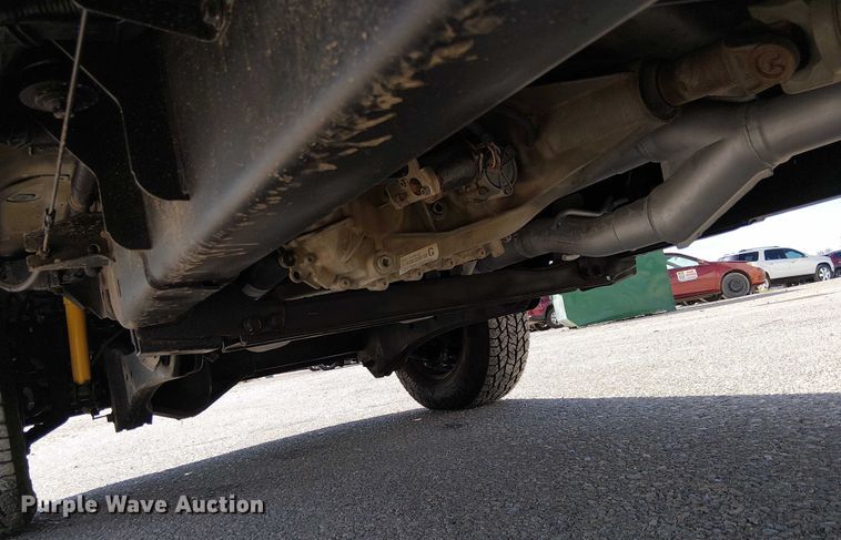 image for item YA1095 2019 Ford F250 XL Super Duty Crew Cab pickup truck