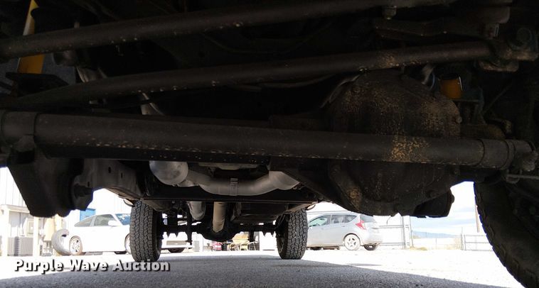 image for item YA1095 2019 Ford F250 XL Super Duty Crew Cab pickup truck