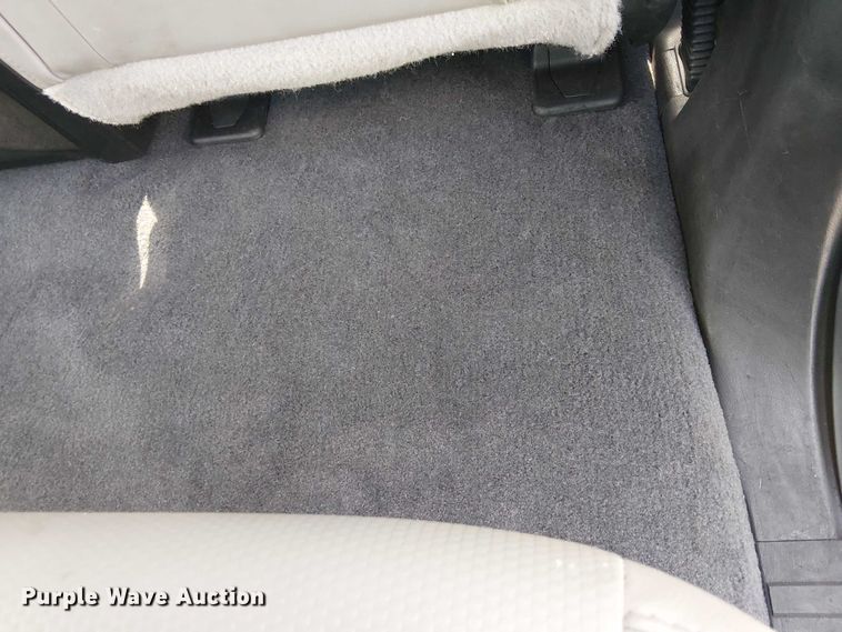 image for item YA1095 2019 Ford F250 XL Super Duty Crew Cab pickup truck