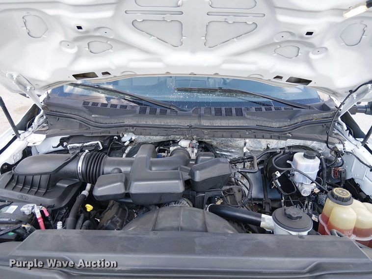 image for item YA1095 2019 Ford F250 XL Super Duty Crew Cab pickup truck