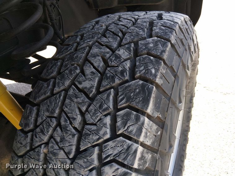 image for item YA1095 2019 Ford F250 XL Super Duty Crew Cab pickup truck