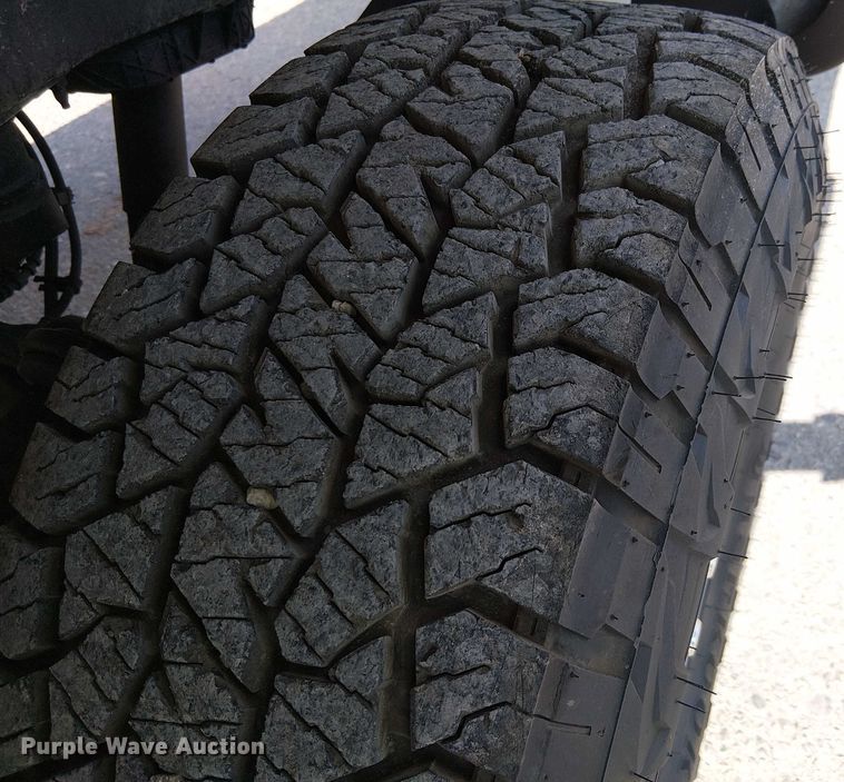 image for item YA1095 2019 Ford F250 XL Super Duty Crew Cab pickup truck