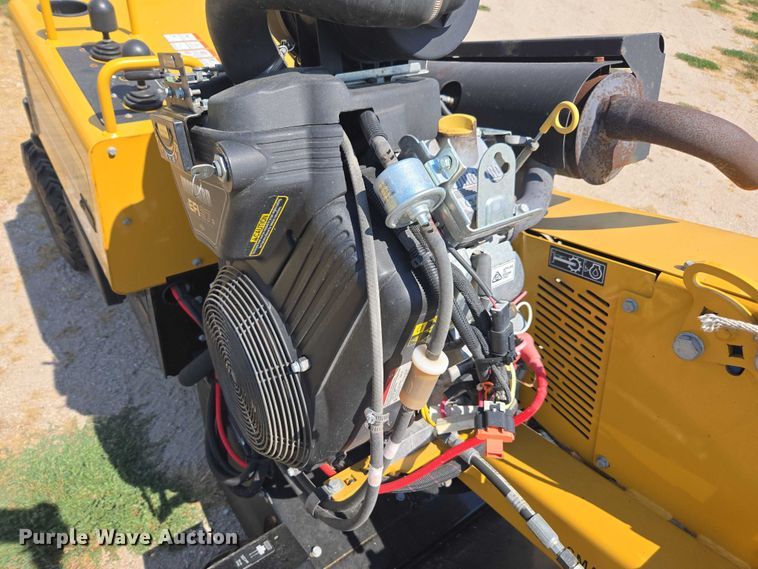 image for item DE2197 2020 Vermeer SC382 stump grinder